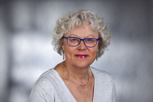 Bild vergr&ouml;&szlig;ern: Frau Koll